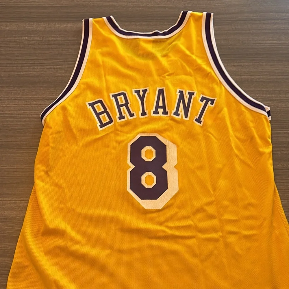 Vintage 1996 Champion Los Angeles Lakers Kobe Bryant Jersey - Picture 5 of 6